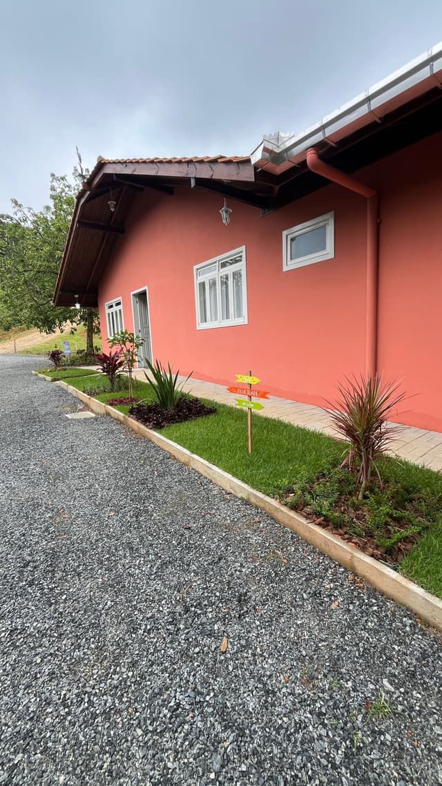 Exterior — foto 1 de 13